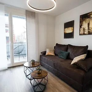 Stylisches Im Herzen Von + Parkplatz + Netflix + Self Check-in Apartment Dresden