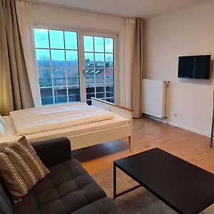 Renoviertes Inkl Tg Stellplatz In Apartment Düsseldorf